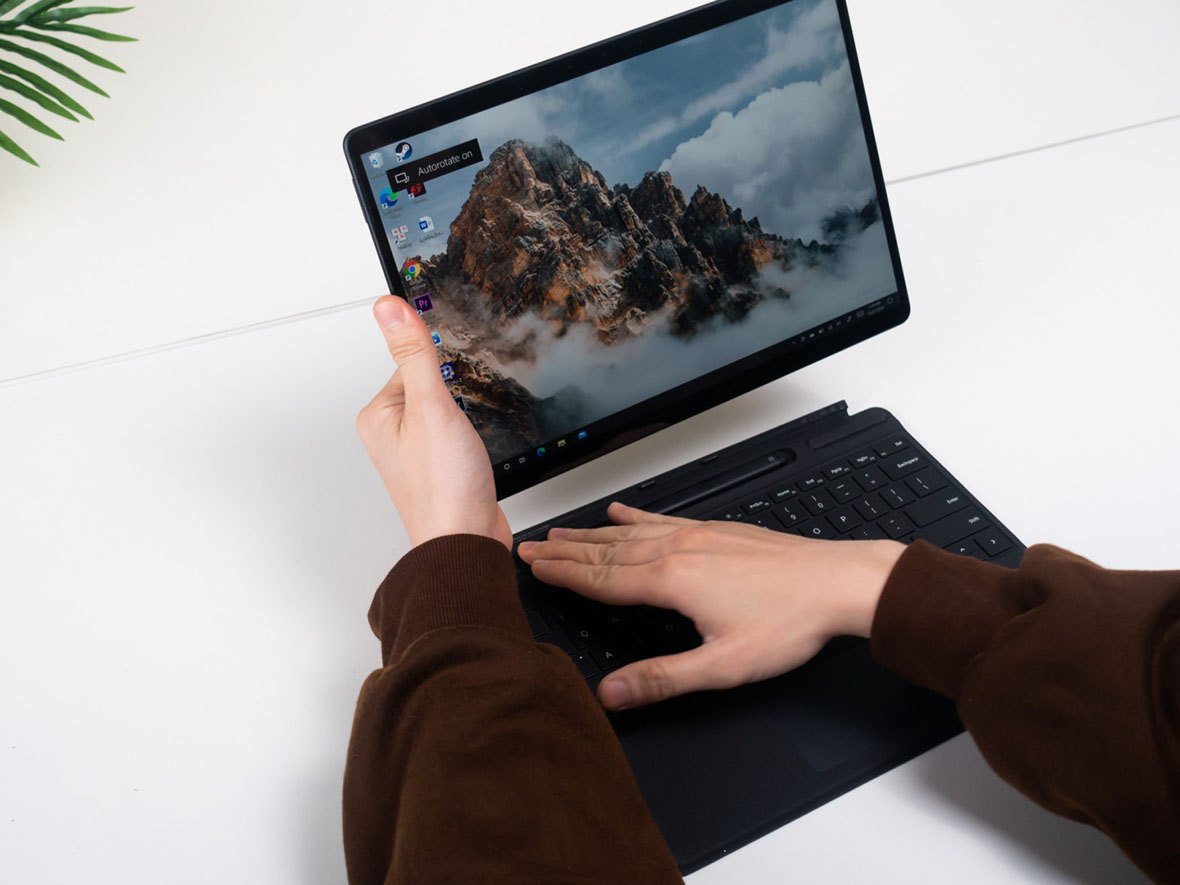 máy tính bảng kiêm laptop