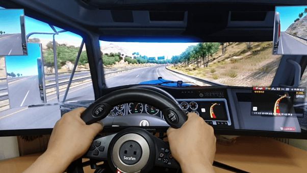 chơi game với vô lăng