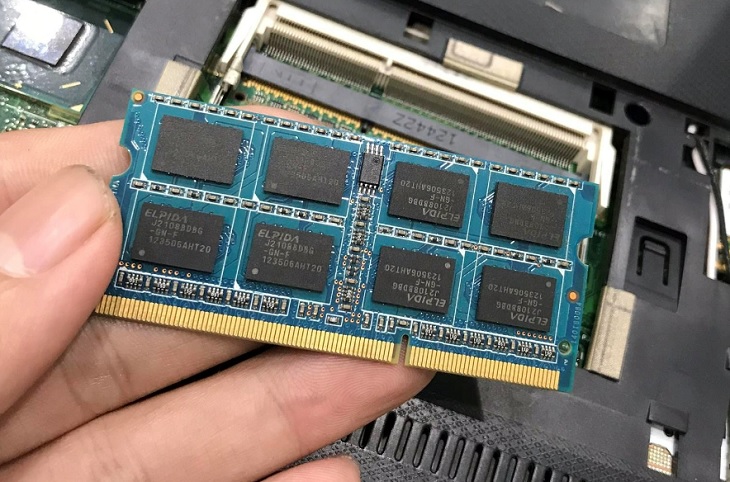 phan-biet-ram-laptop-va-desktop-pc-giong-khac-nhau