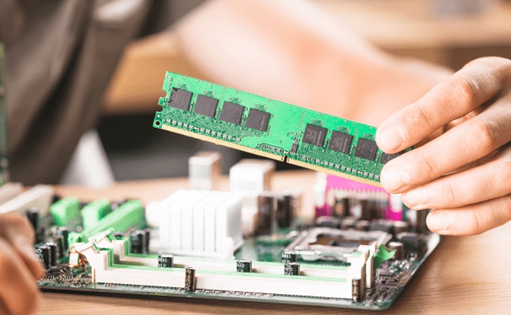 phan-biet-ram-laptop-va-desktop-pc-giong-khac-nhau