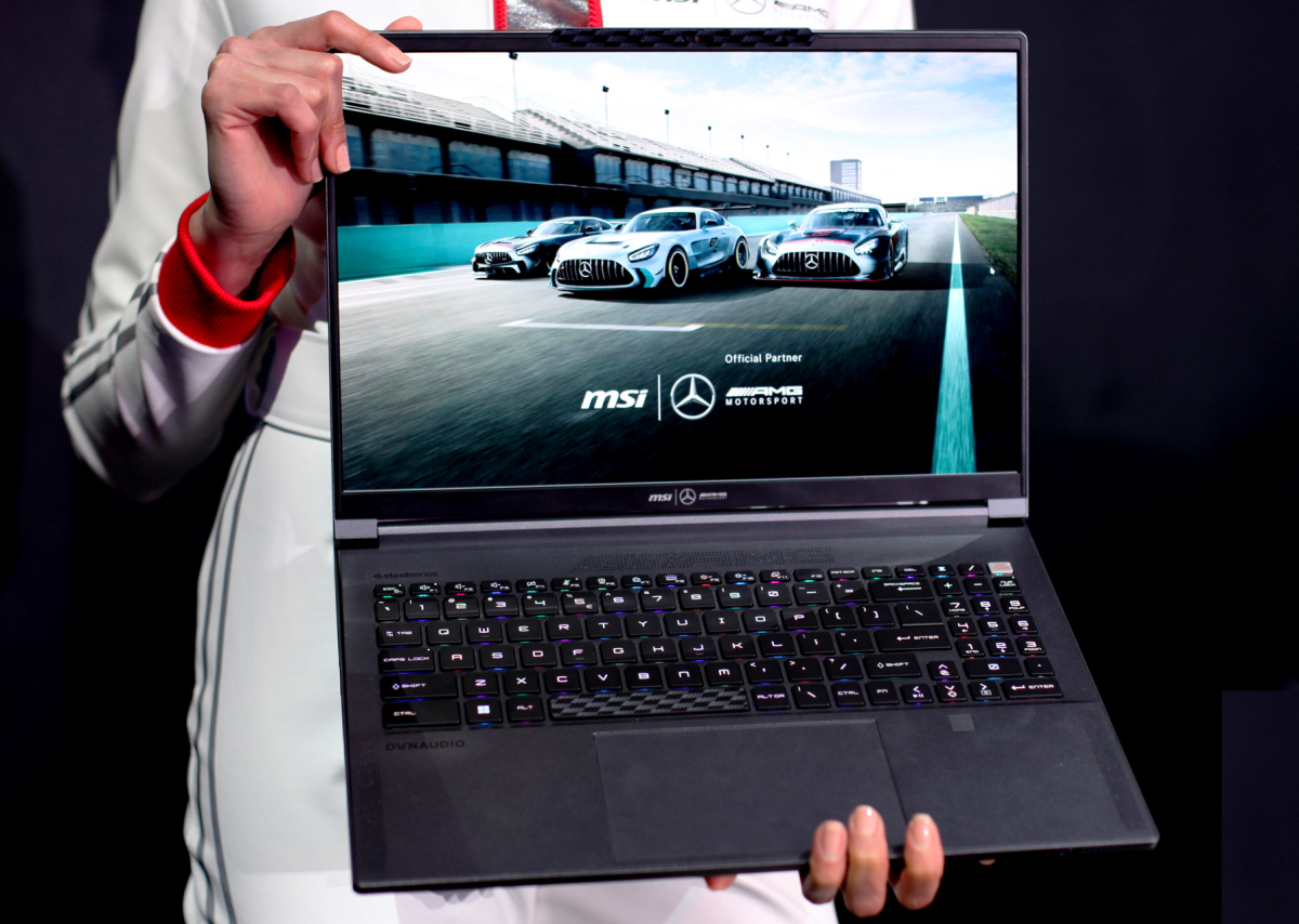 MSI Stealth 16 lấy cảm hứng thiết kế từ mẫu xe đua Mercedes-AMG GT2, được trang bị cấu hình mạnh và số lượng bán ra giới hạn.