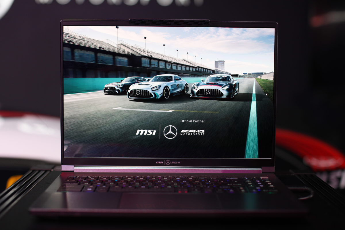 Ngoài sức mạnh về phần cứng, MSI nâng cao khả năng sáng tạo cho mẫu laptop gaming đầu bảng khi tích hợp phiên bản mới nhất của AI Artist