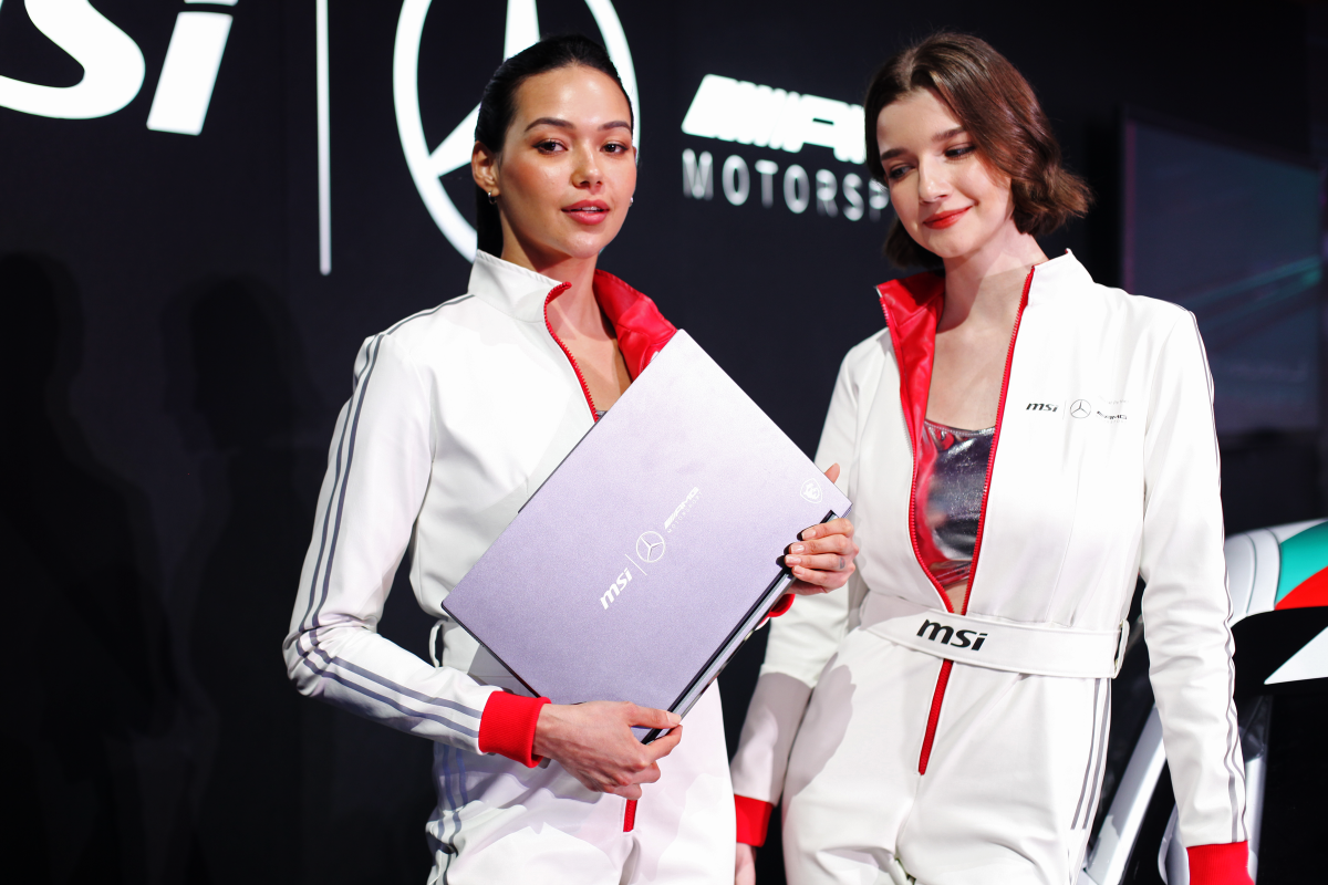 MSI Stealth 16 lấy cảm hứng thiết kế từ mẫu xe đua Mercedes-AMG GT2, được trang bị cấu hình mạnh và số lượng bán ra giới hạn.