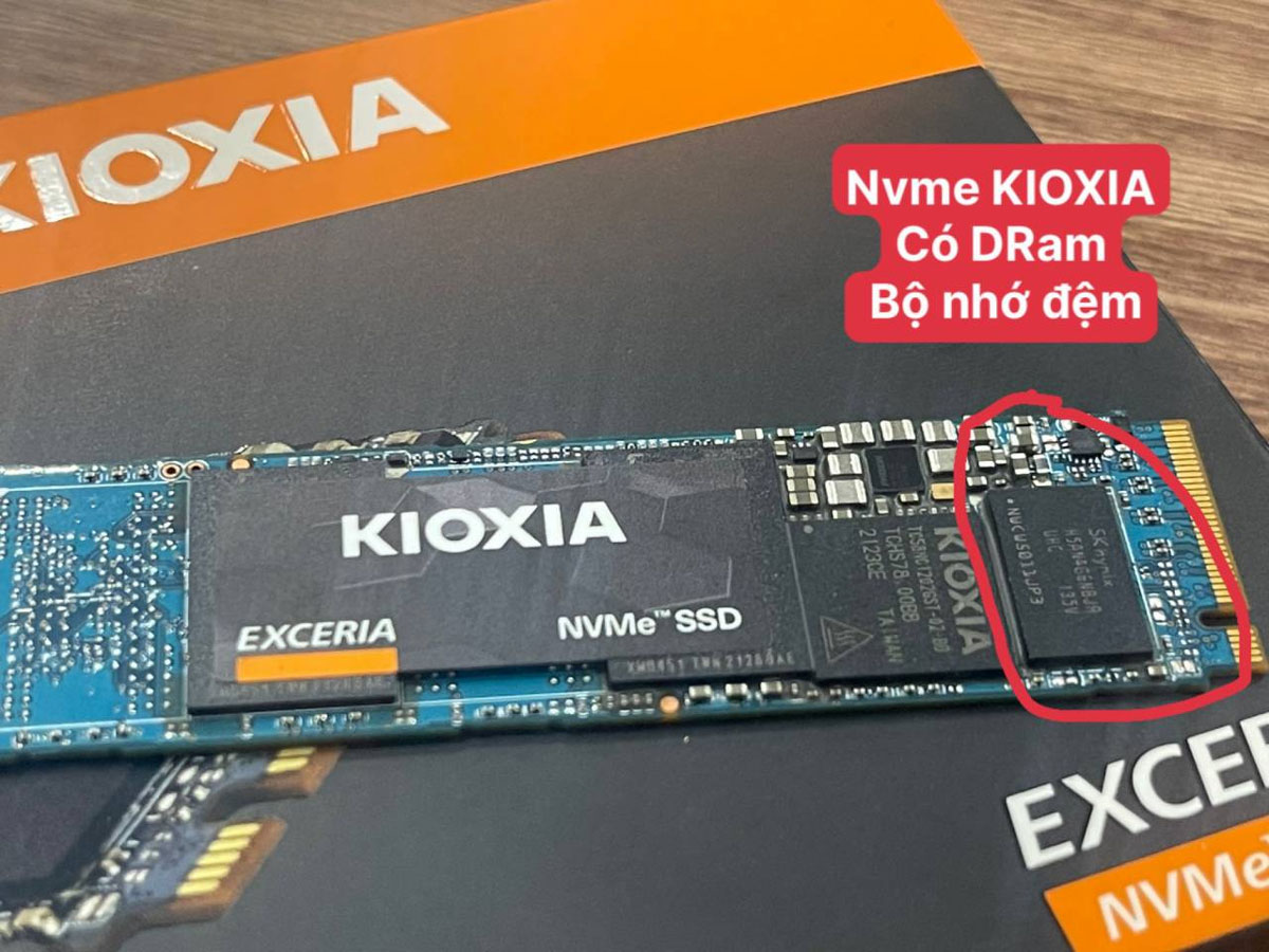 Chip DRAM thường xuất hiện như một bộ phận riêng biệt