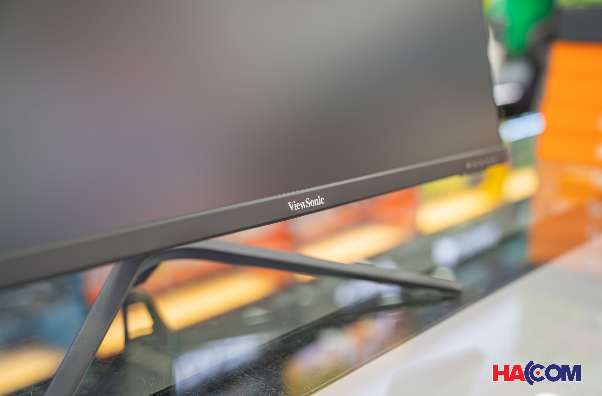 Viewsonic VX2428 thiết kế truyền thống