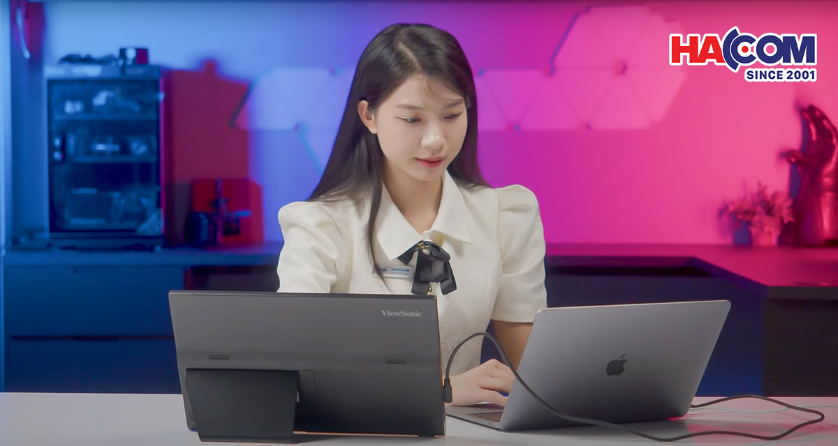 màn hình ViewSonic VA1655 tăng thêm không gian hiển thị của laptop, PC