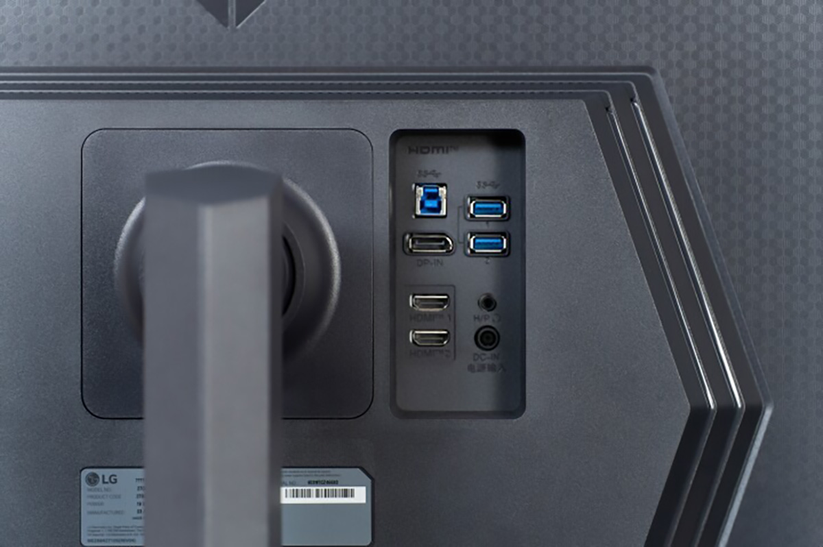 LG UltraGear 27GS85Q có kết nối đa dạng