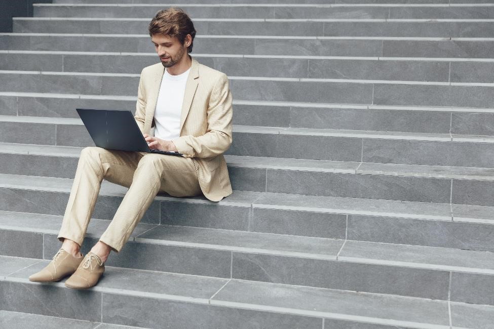 Laptop Asus ZenBook UX3405MA-PP151W