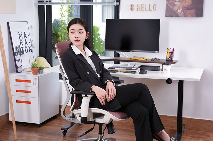 tai-chinh-duoi-300-trieu-cu-the-la-3-trieu-thi-nen-mua-ghe-gi-HyperWorkAiry 1