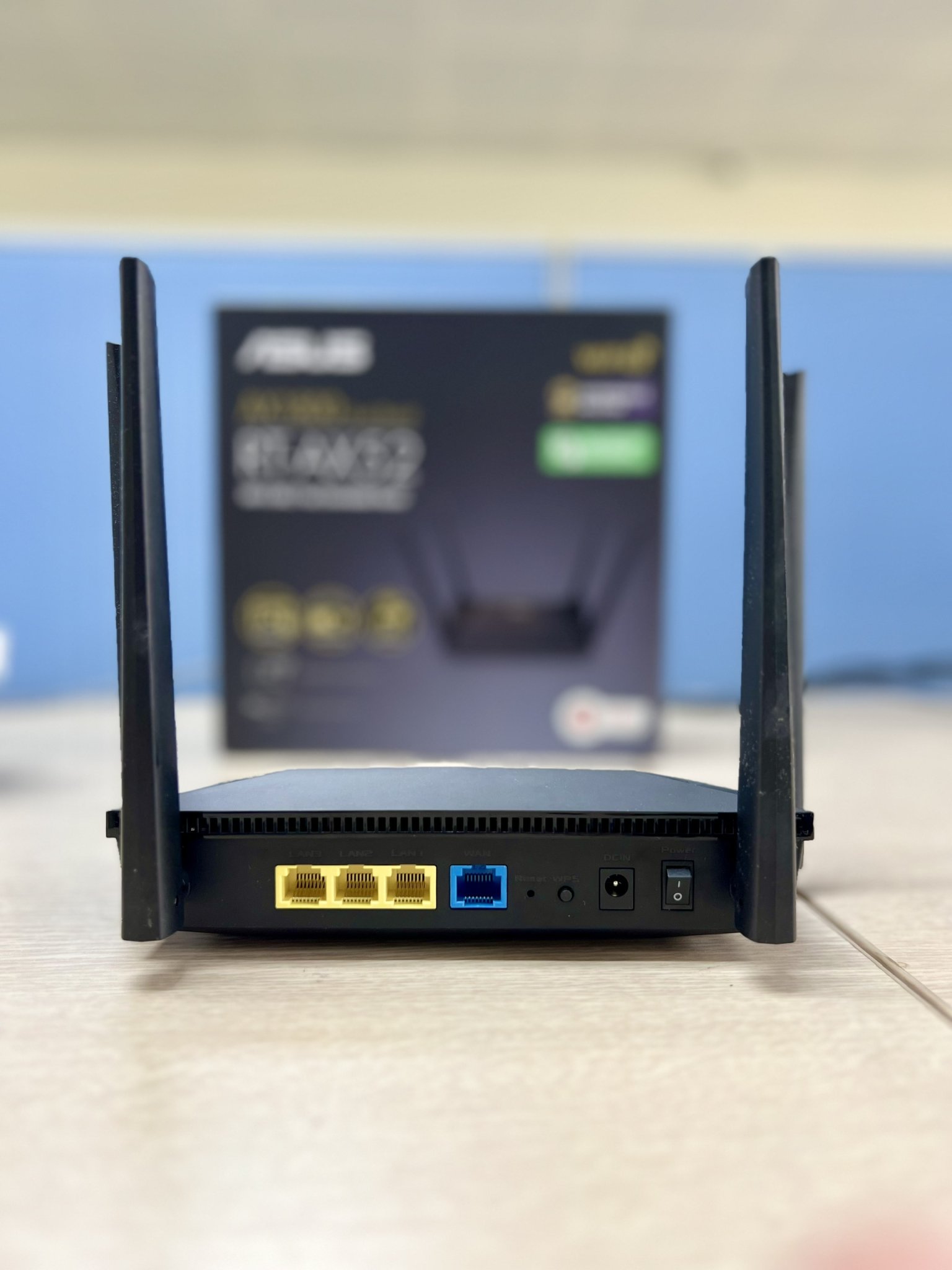 Ngoài ra, các công nghệ cũ như Beam Performing hay MU-MIMO cũng được nâng cấp đáng kể giúp tăng cường tính ổn định trong truyền dẫn dữ liệu không dây.