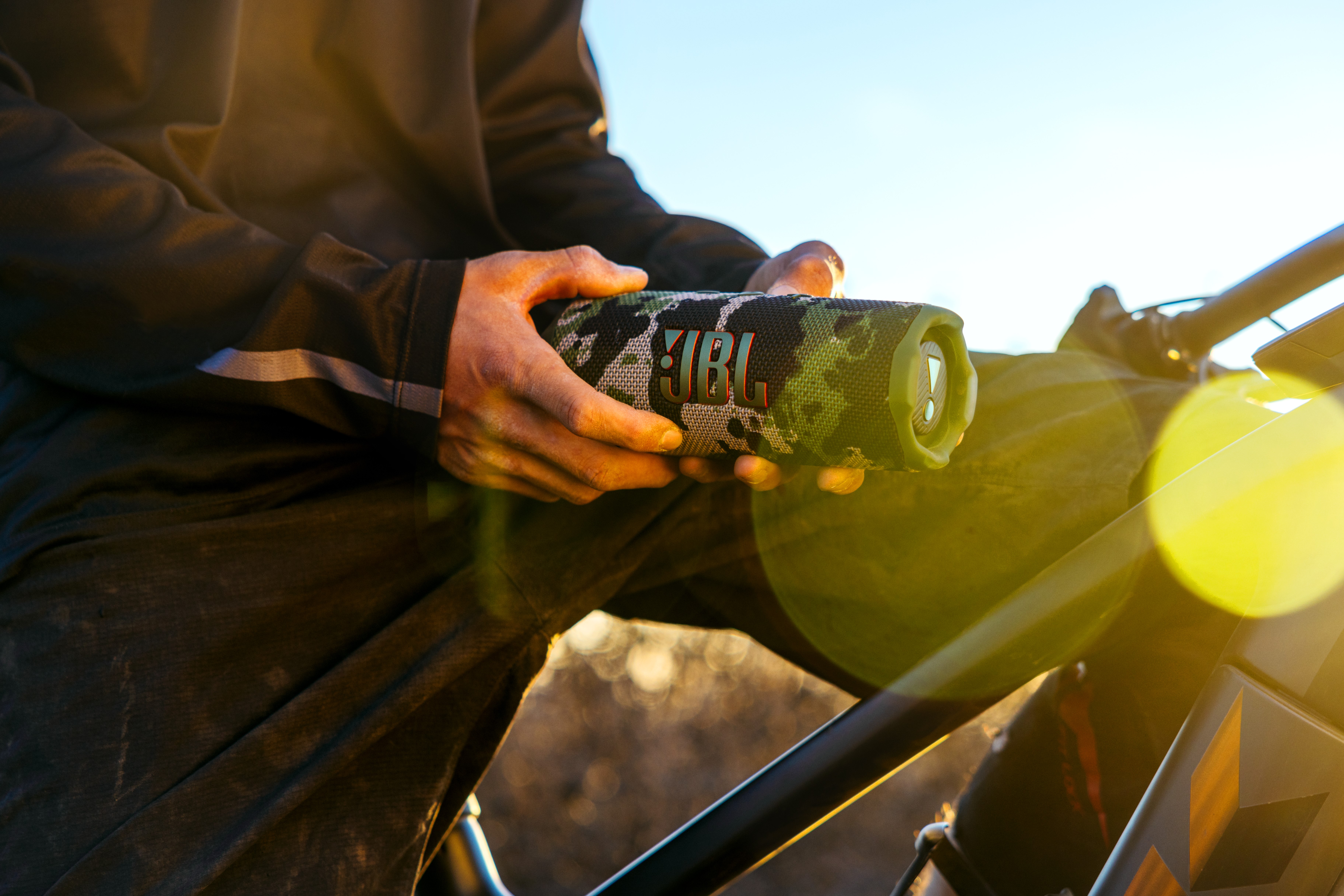 Nâng tầm âm thanh di động với JBL Flip 7 và Charge 6!