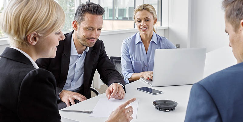 Tiêu chí về chất lượng âm thanh được ưu tiên hàng đầu trong việc lựa chọn micro họp trực tuyến