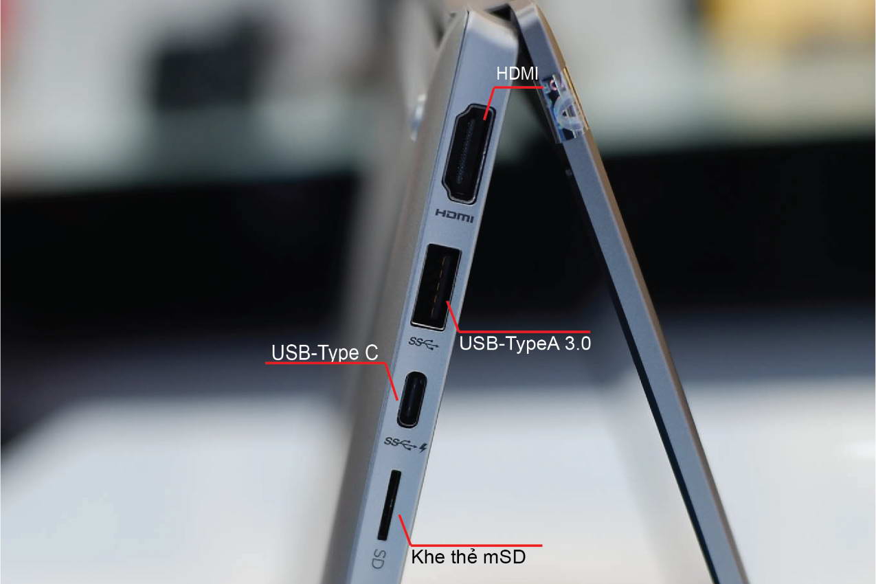 Pavilion 15-eg0541TU có USB Type-C, hai cổng USB Type-A, HDMI 1.4b, jack tai nghe/micro và kết nối Wi-Fi cùng Bluetooth 5.