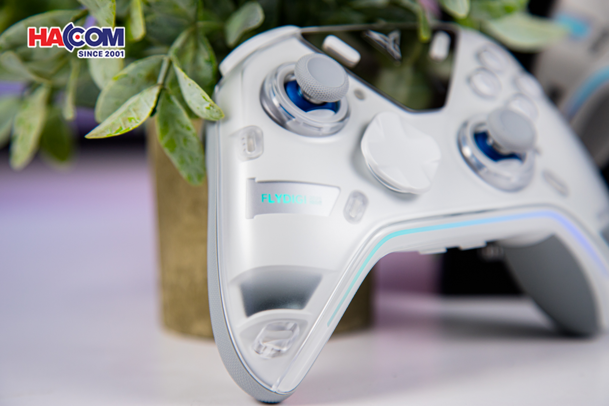 Tay cầm chơi game FLYDIGI Apex 5 10