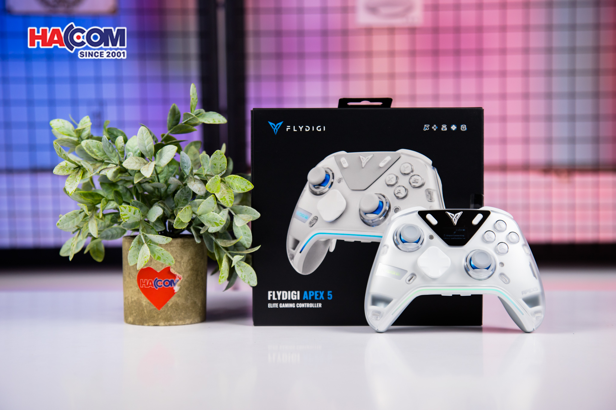 Tay cầm chơi game FLYDIGI Apex 5 4