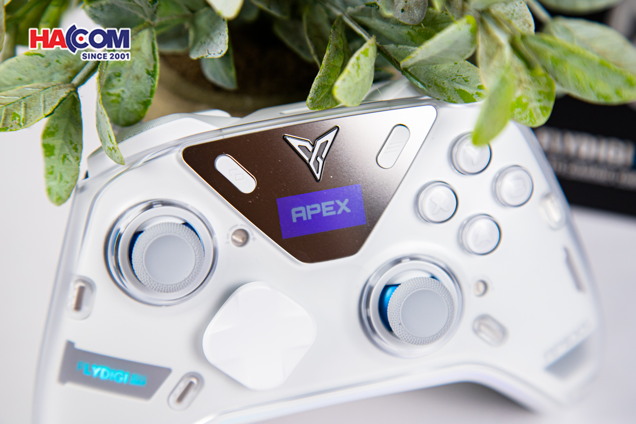 Tay cầm chơi game FLYDIGI Apex 5 9