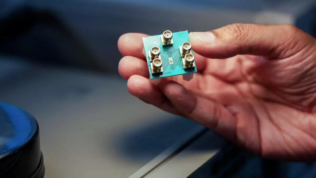 Chip “Microwave Brain” tiết kiệm năng lượng