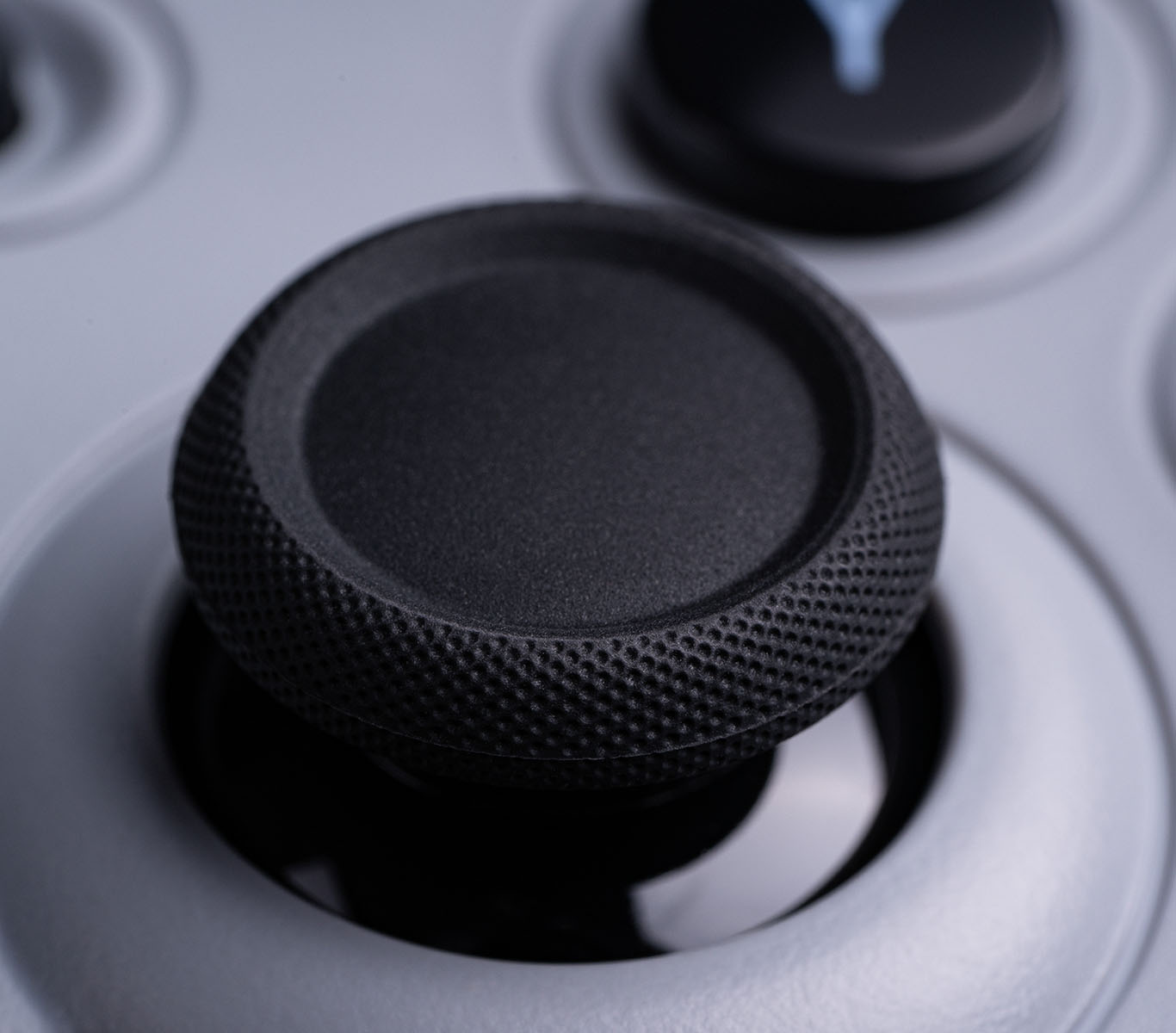 Tay cầm chơi game 8BitDo Pro 2 Bluetooth GamePad - Hall edition 2