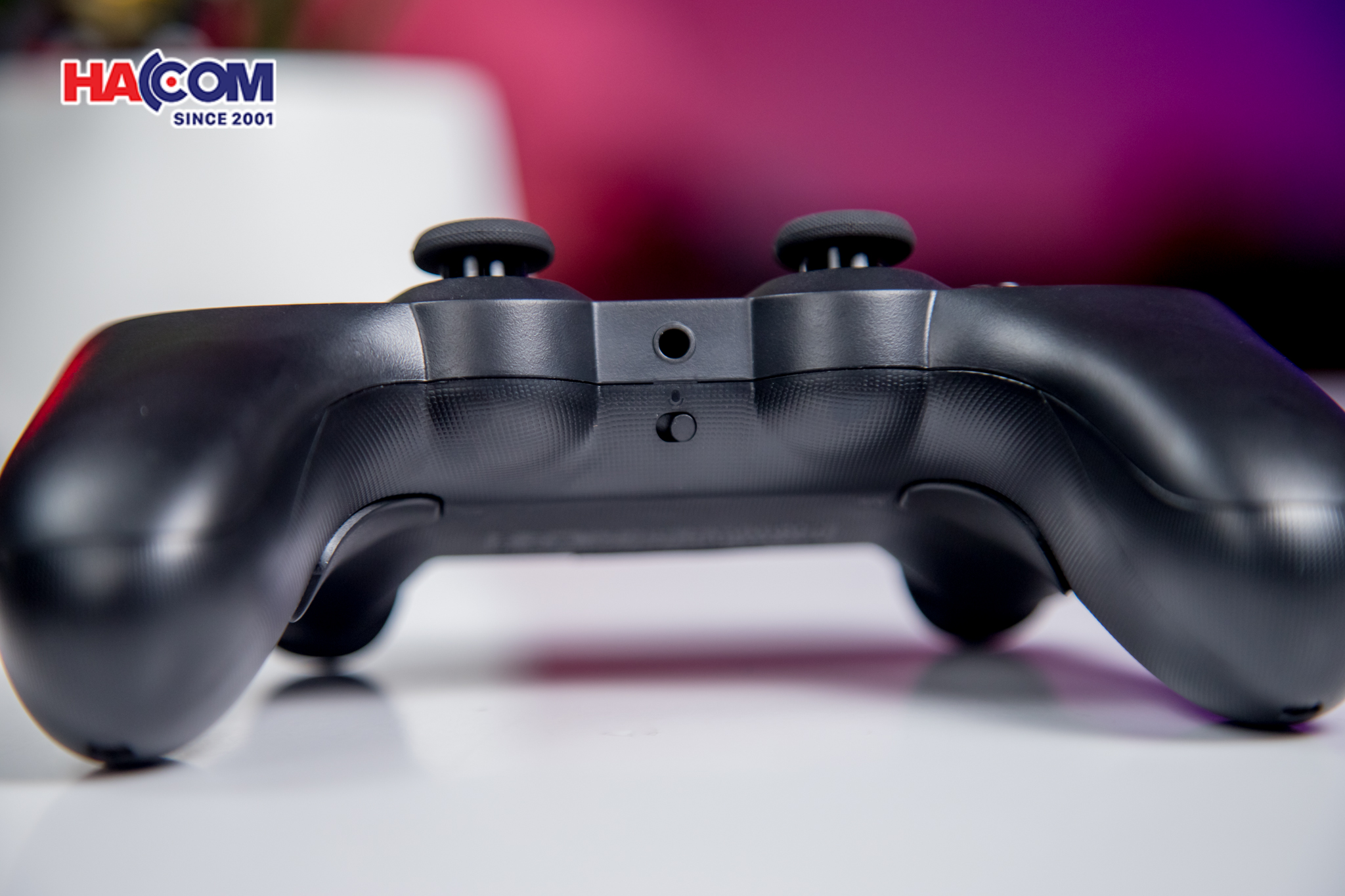 Tay cầm chơi game 8BitDo Pro 2 Wired Controller cho Xbox/Windows (PC) Màu Đen 12