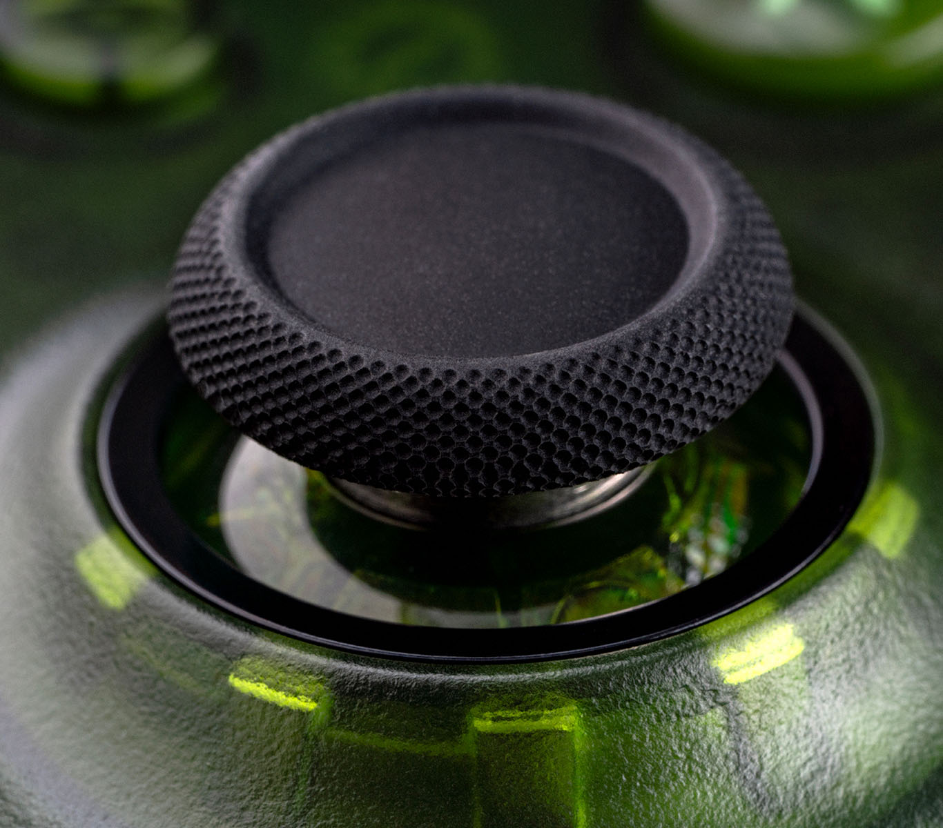 Tay cầm chơi game 8BitDo Ultimate 3-mode Controller for Xbox - Jade 4